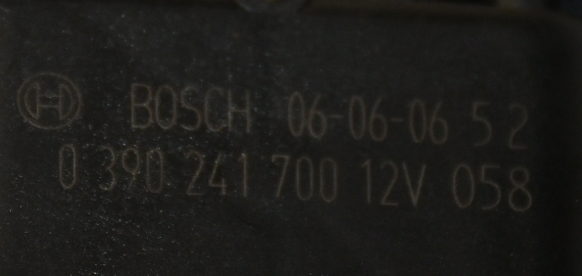 Moteur d'essuie-glace avant 0390241700 C5 II original Bosch 