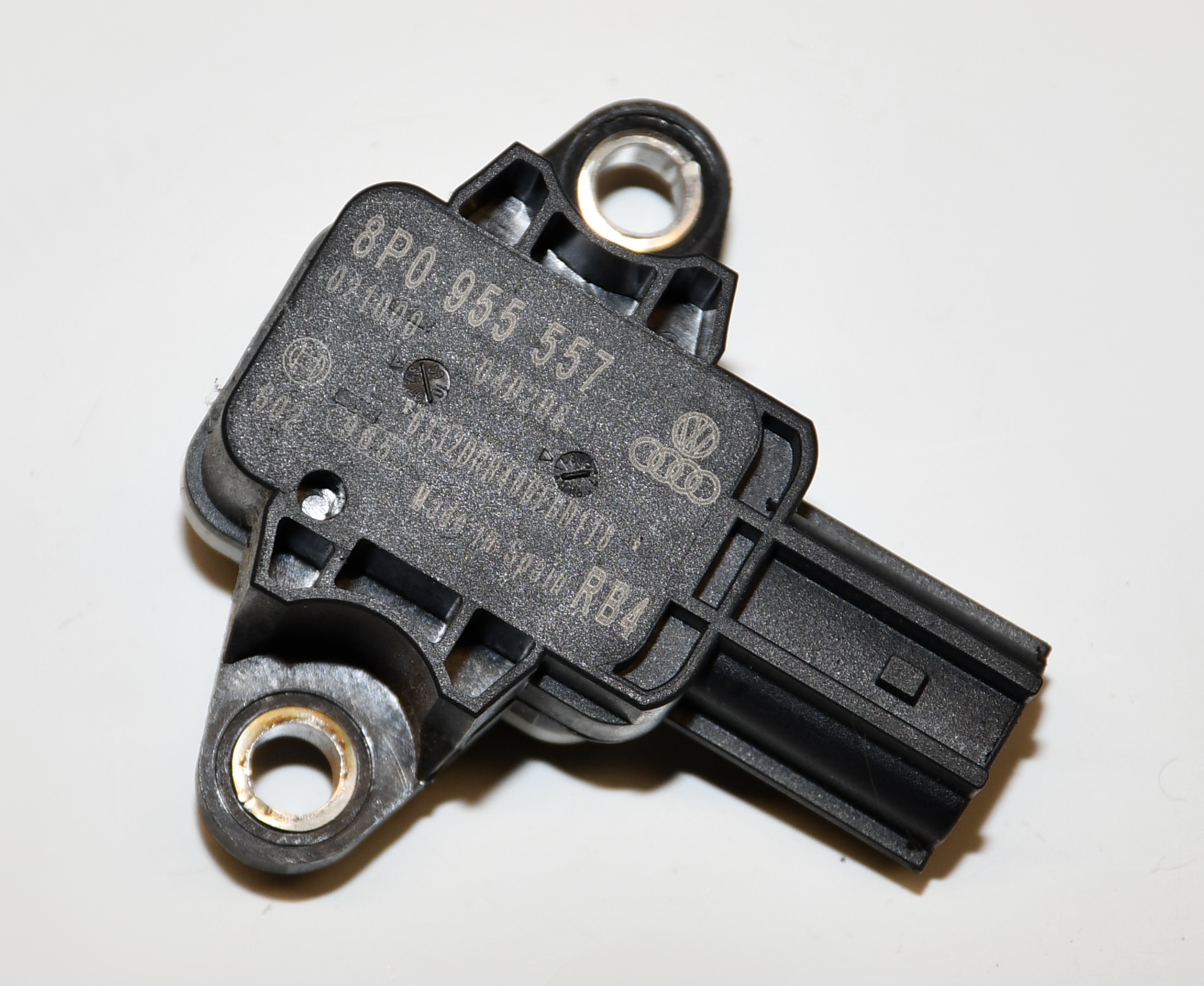 Querbeschleunigungsgeber Crashsensor Vorne,Rechts,Links 8P0955557 A4 B7 Avant 